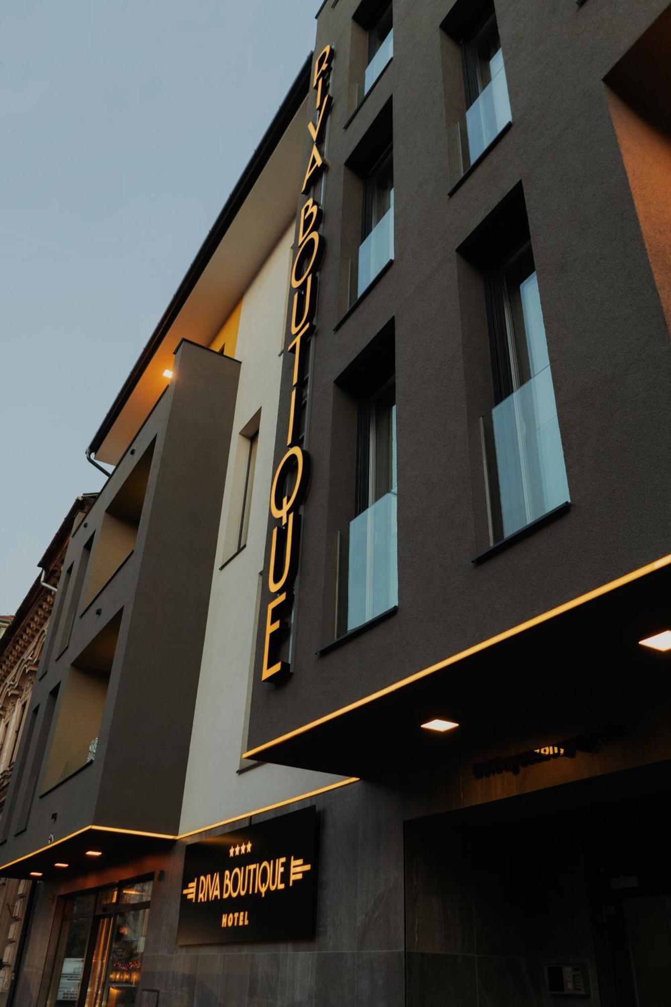 Riva Boutique Hotel Seghedin Exterior foto