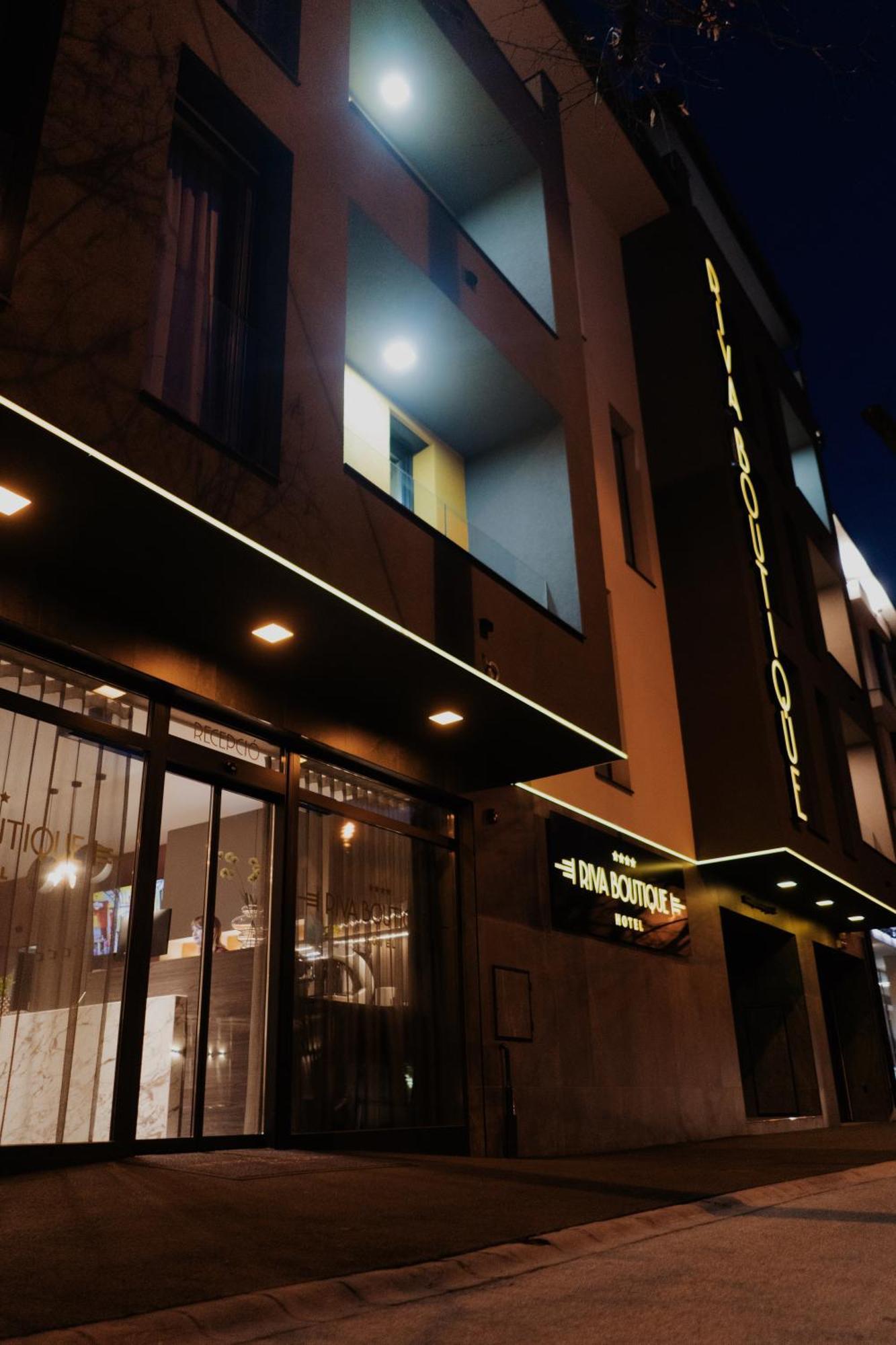 Riva Boutique Hotel Seghedin Exterior foto