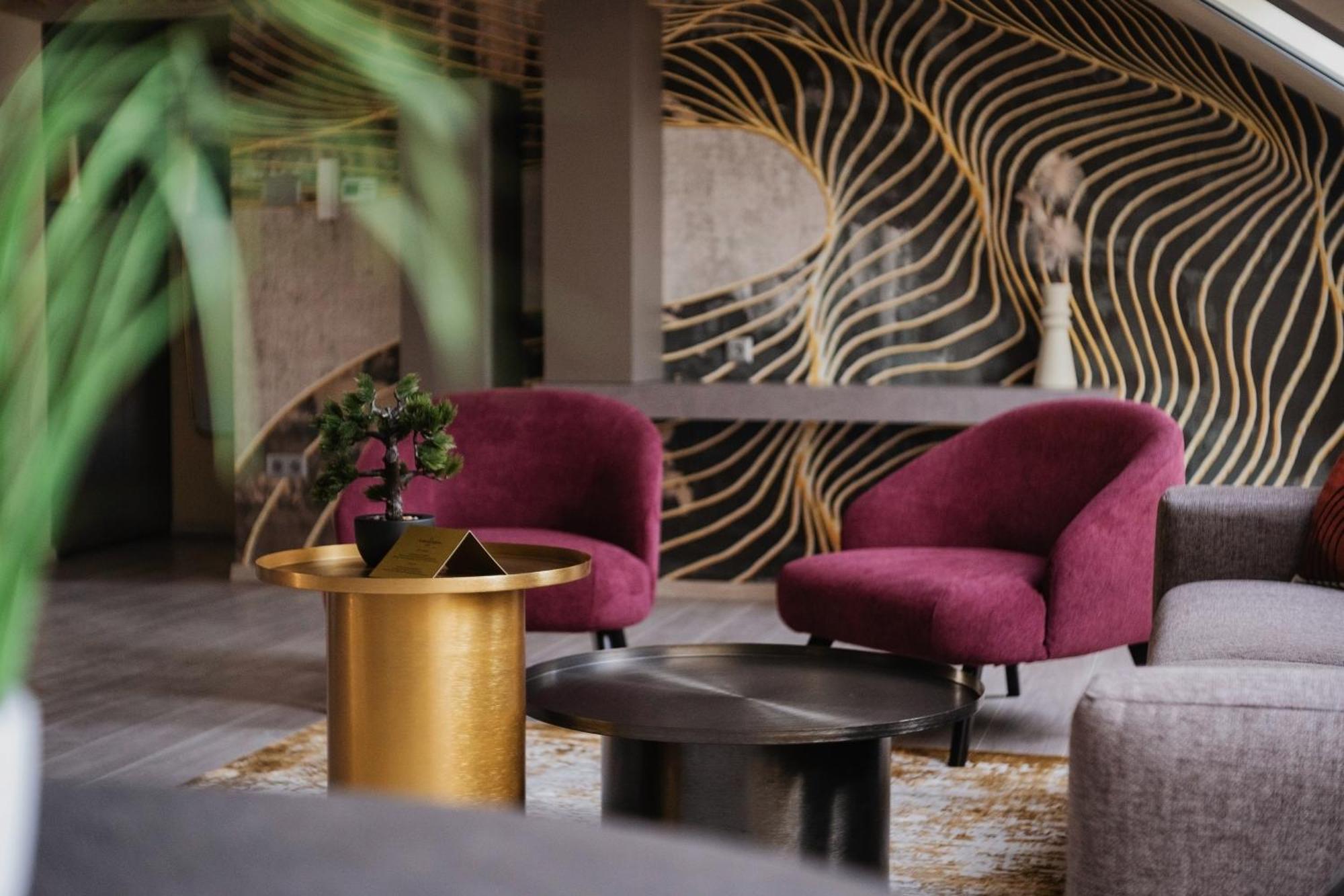 Riva Boutique Hotel Seghedin Exterior foto