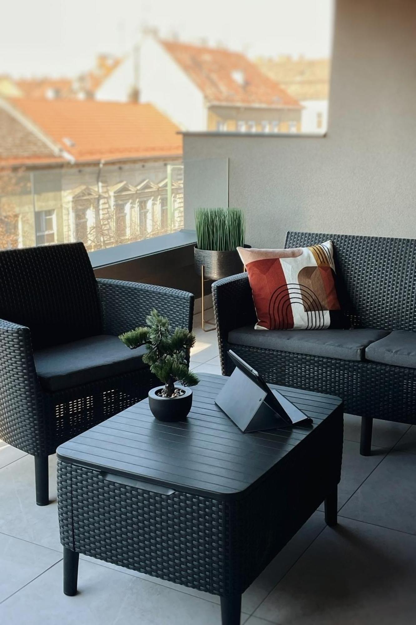 Riva Boutique Hotel Seghedin Exterior foto
